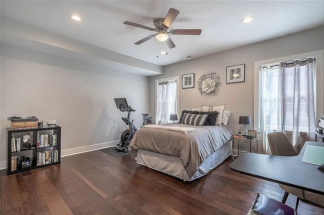 Additional photo 1 of property located at 2611 Stella St