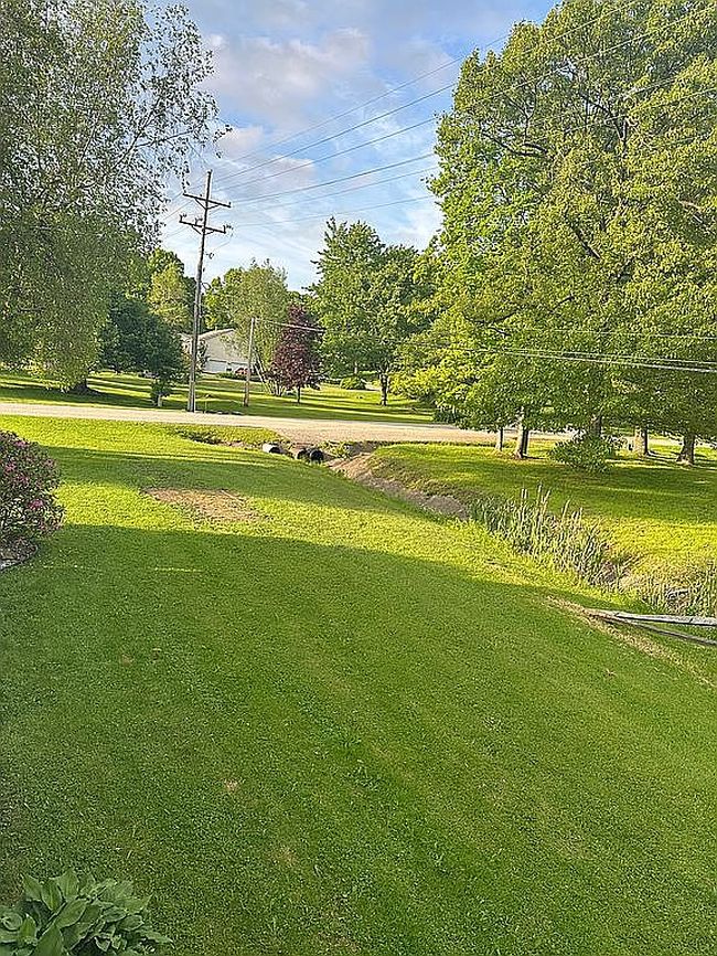 Photo of 12850 Raymond Dr, Meadville, PA