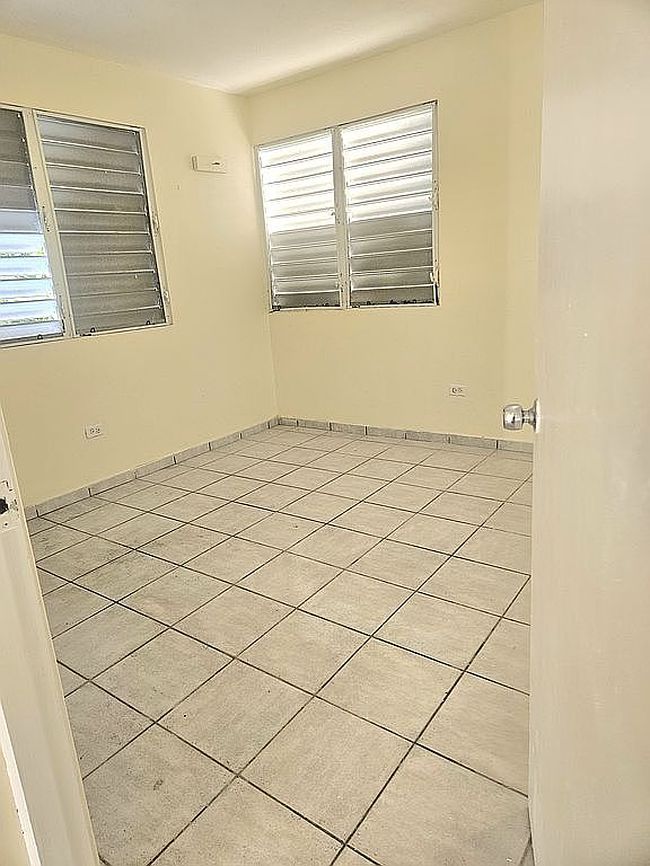 Additional photo 1 of property located at P8 Calle 9