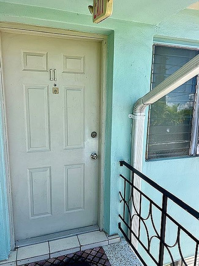 Photo of 855 W 29th St Apt 11, Hialeah, FL