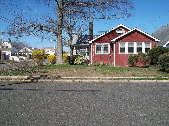 Photo of 44 N Farragut Ave, Manasquan, NJ