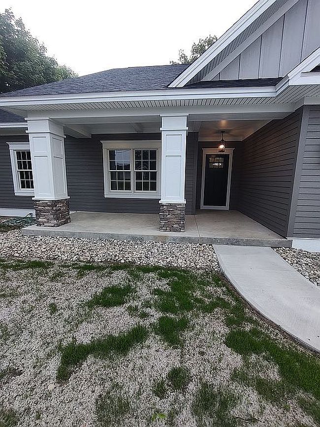 Image of 5 Brookview Dr