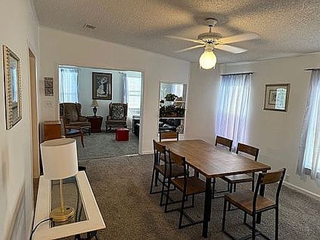 Image of 2399 Coconut Palm Dr Ne