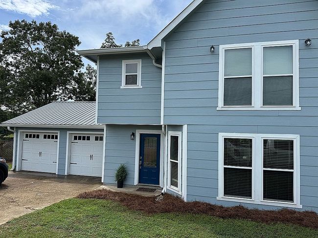 Photo of 80 Shadow Lake Dr, Hattiesburg, MS