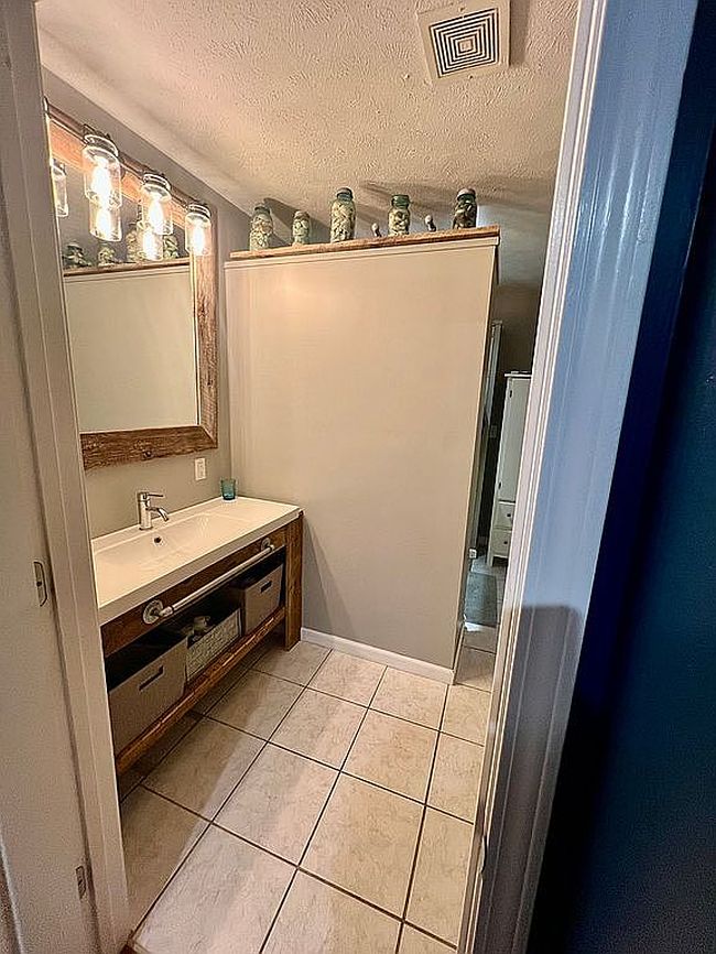 Photo of 3433 Young Rd, Mechanicsburg, IL