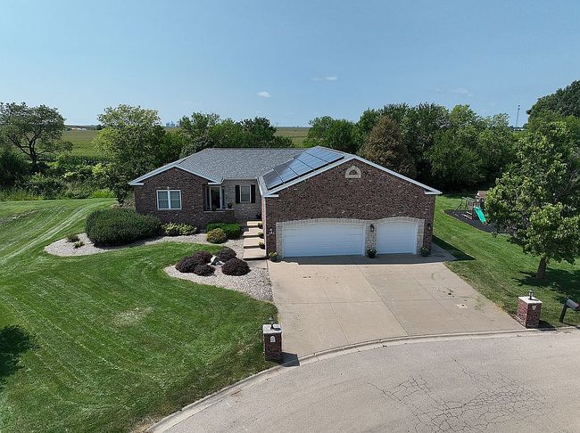 Photo of 1 Arc, Wenona, IL