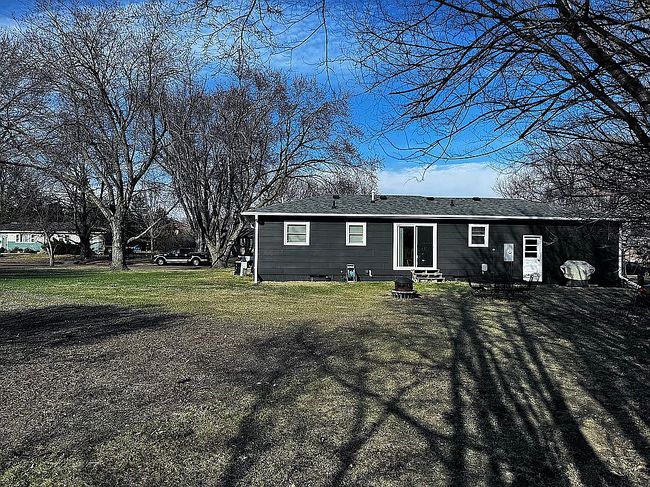 Image of 203 Crestwood Dr