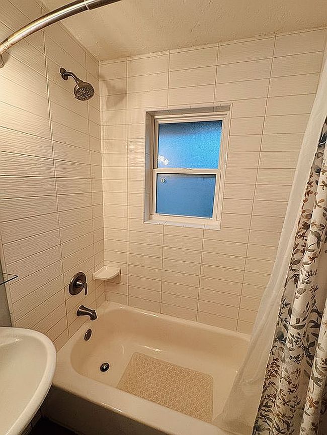 Photo of 6802 Nw 45th St, Bethany, OK