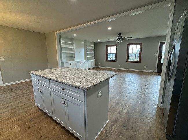 Image of 7048 Woodburn Allen Springs Rd