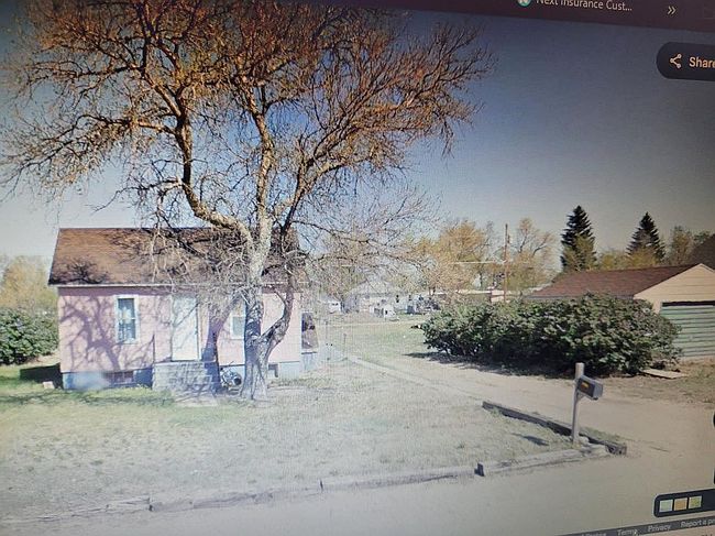 Photo of 215 N Oak St