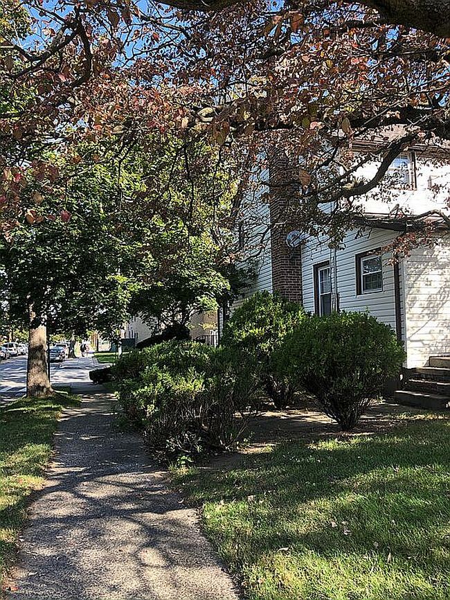 Photo of 16702 73rd Ave, Flushing, NY