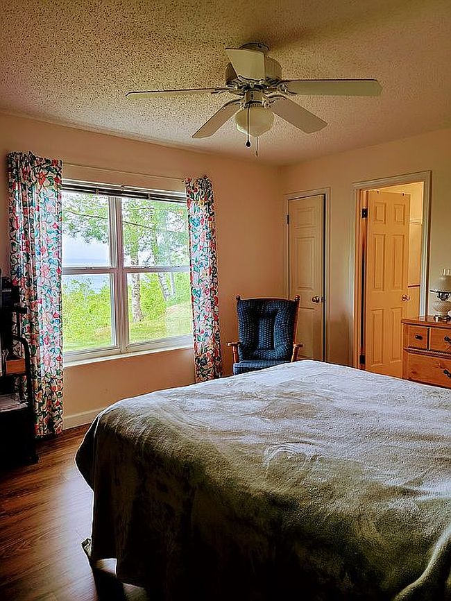 Photo of 7400-60 Lakeview Dr, Charlevoix, MI