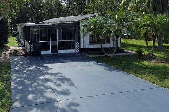 Photo of 2034 Thelma Dr, Lake Alfred, FL