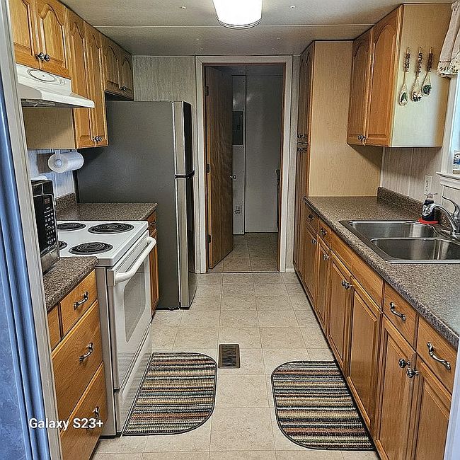 Photo of 9228 Sallys Way, Alvarado, TX