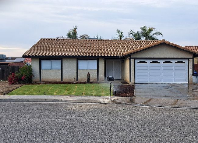 Image of 1690 Wall Ln