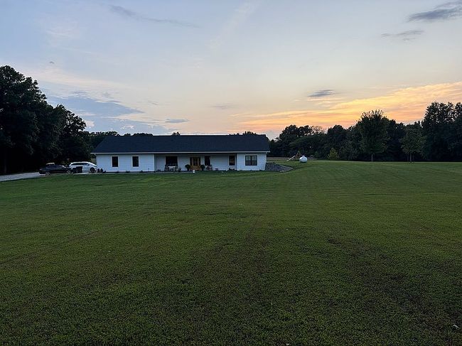 Photo of 1530 County Road 2375, Moberly, MO