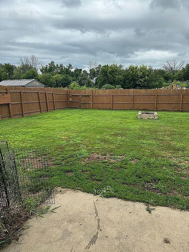 Photo of 612 2nd St Nw, State Center, IA