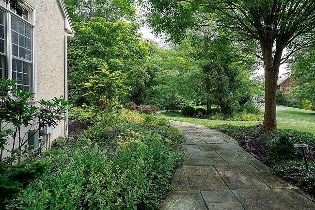 Image of 303 Jonathan Rd
