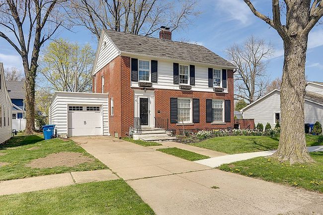 Photo of 586 Washington St