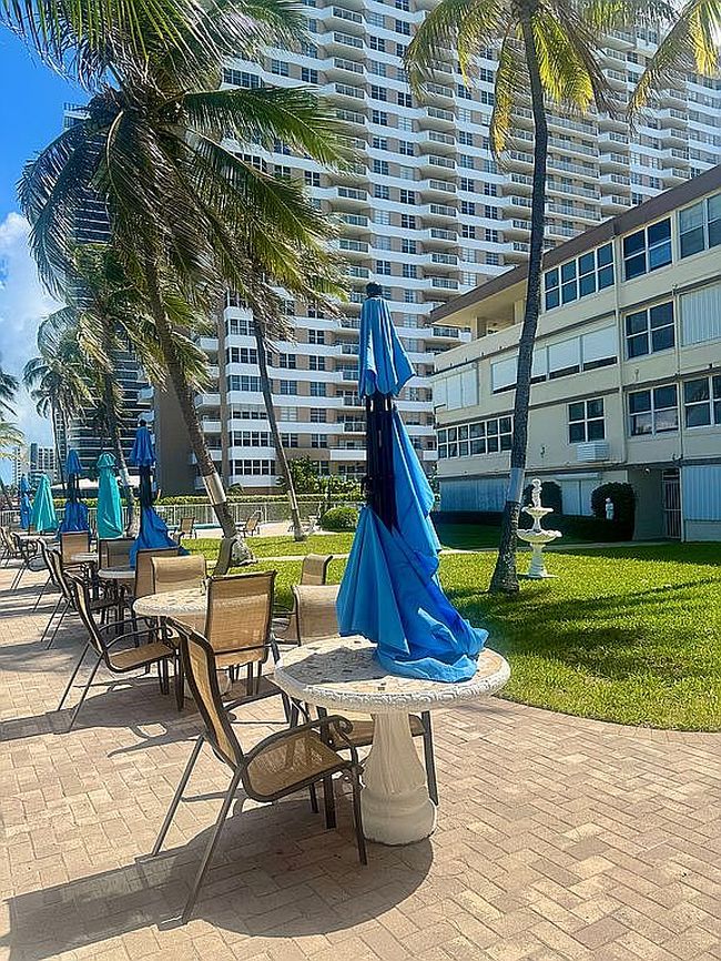 Photo of 1936 S Ocean Dr Apt 3A, Hallandale Beach, FL