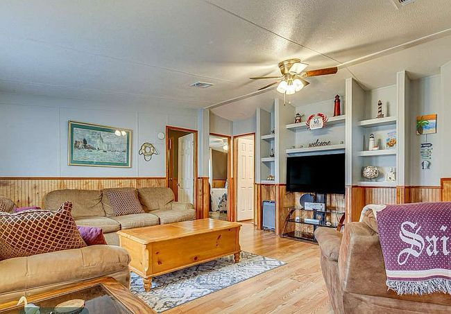 Image of 2553 Granada Camino