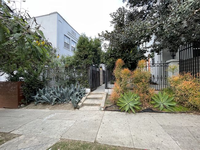Image of 245 Columbia Pl