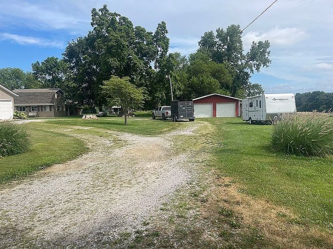 Image of 565 County Road 1375 N
