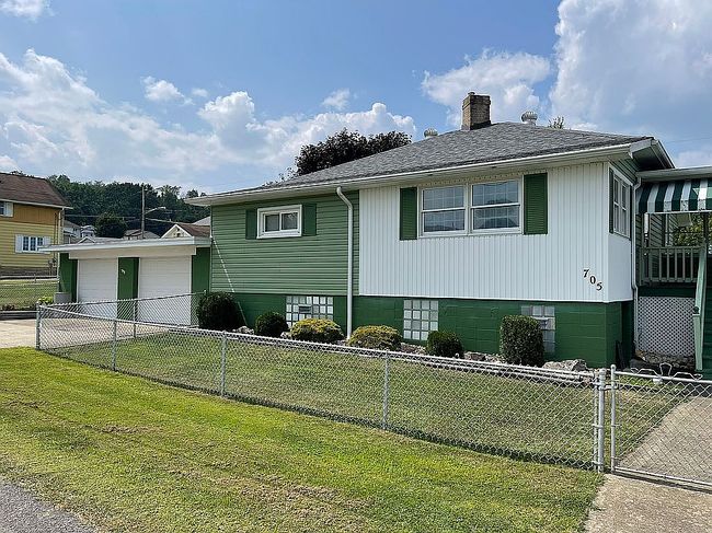 Photo of 705 27th St, Blairsville, PA