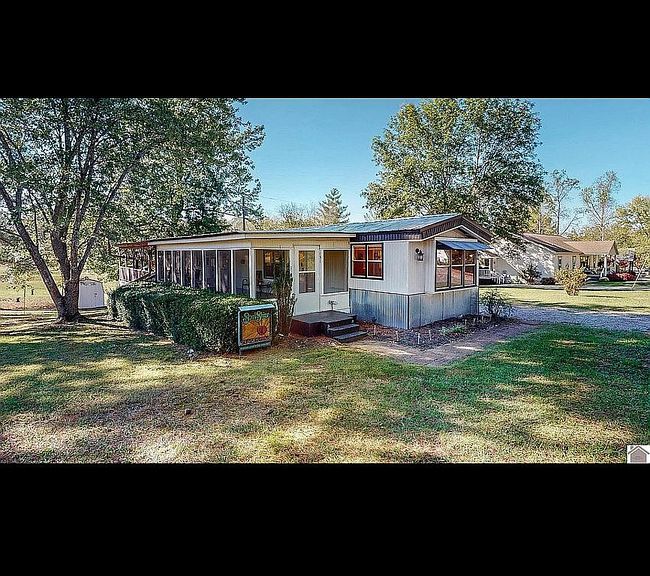 Photo of 131 Tacklebox Ln, Murray, KY