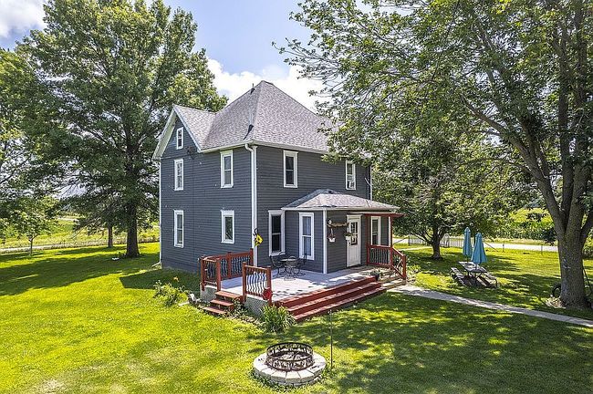Photo of 4586 560th St Se, Iowa City, IA