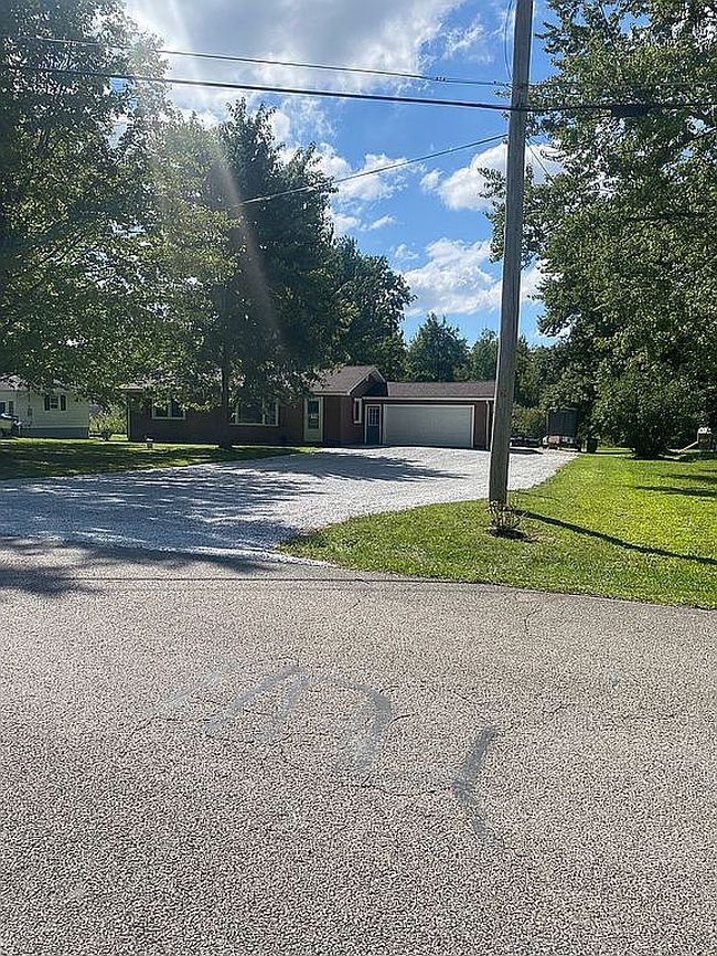 Photo of 2665 Pinney Topper Rd