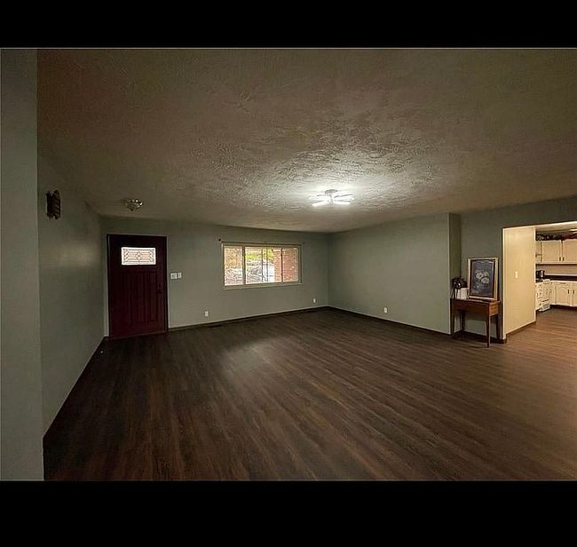Photo of 1917 Friendship Dr, Indianapolis, IN