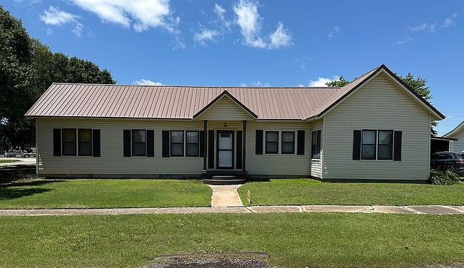 Photo of 424 Kimmell Ave, Braman, OK