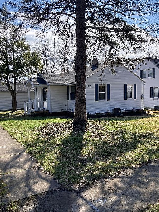 Image of 300 Andover Rd