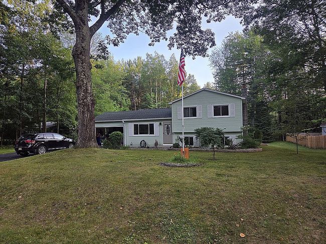 Photo of 9669 Chateau St, Interlochen, MI
