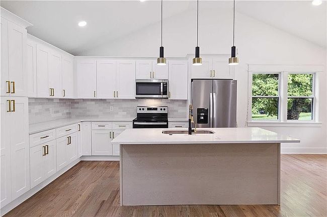 Image of 3435 Maplehurst Dr