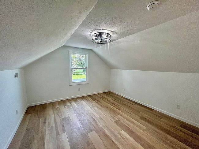 Photo of 117 E Pulaski St, Williamsville, IL