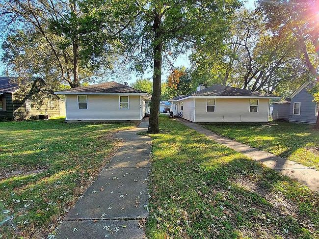 Photo of 506-508 E Monroe St, Pittsburg, KS