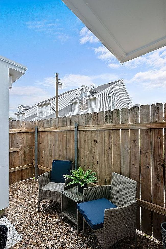 Image of 256 Settlers Park Dr