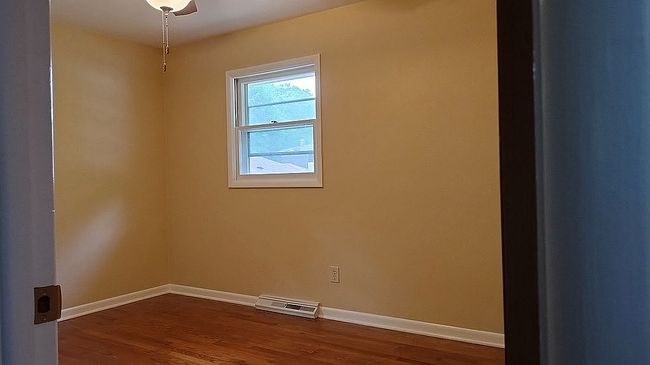 Preview of property located at 3912 Robin Ln