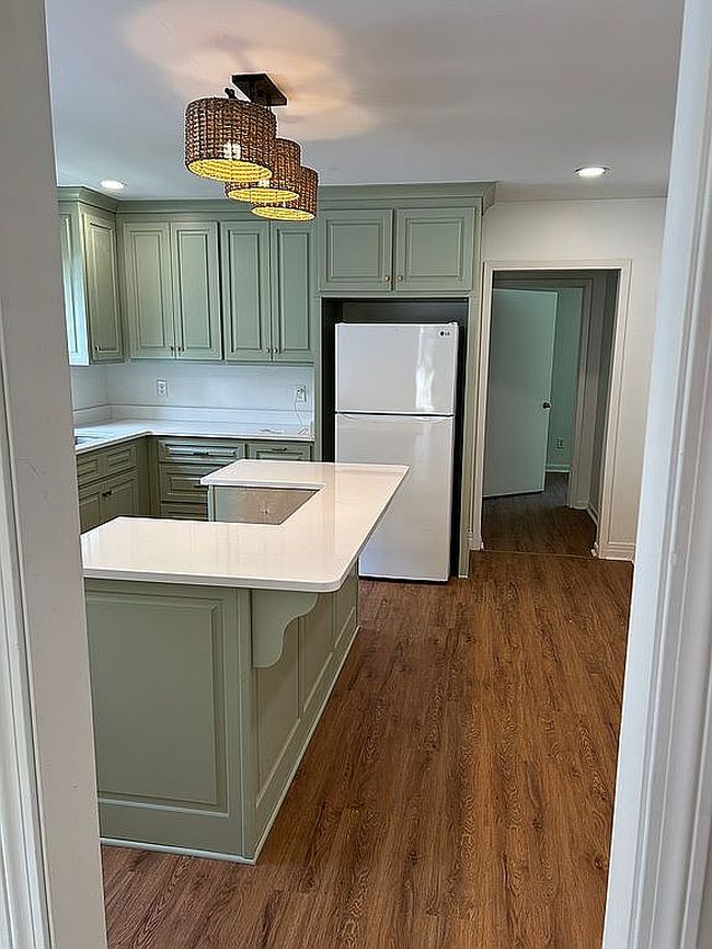 Preview of property located at 105 Crenshaw St