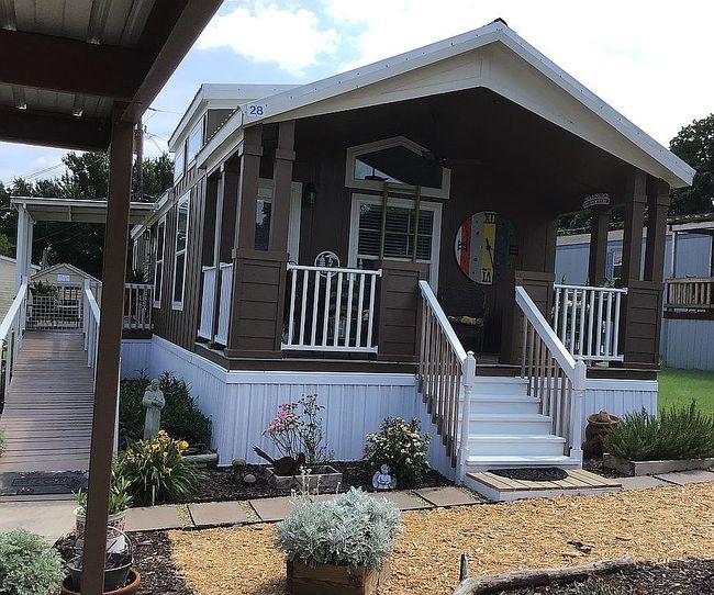 Photo of 5200 Lake Shore Ln Lot 28, Denton, TX