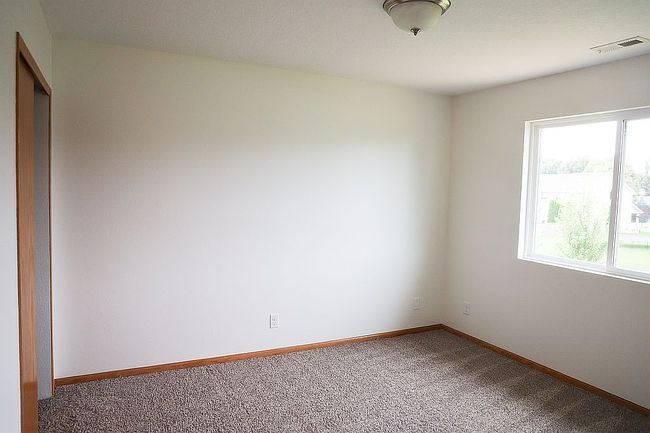 Photo of 725 Se Olson Dr, Waukee, IA