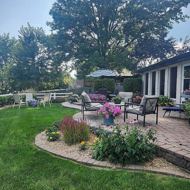 Photo of 3048 Arbor Hills Dr, Dubuque, IA
