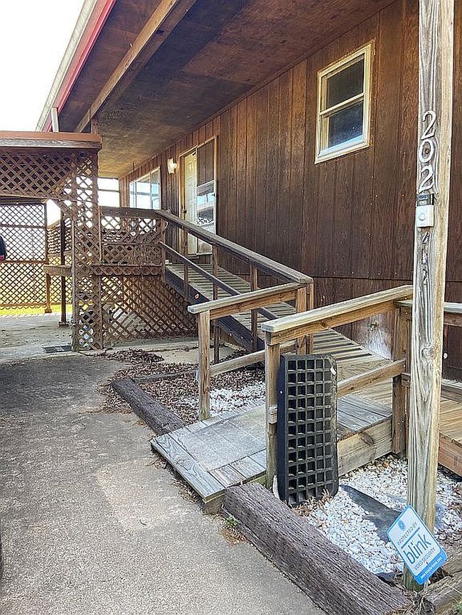 Image of 202 Watson Rd