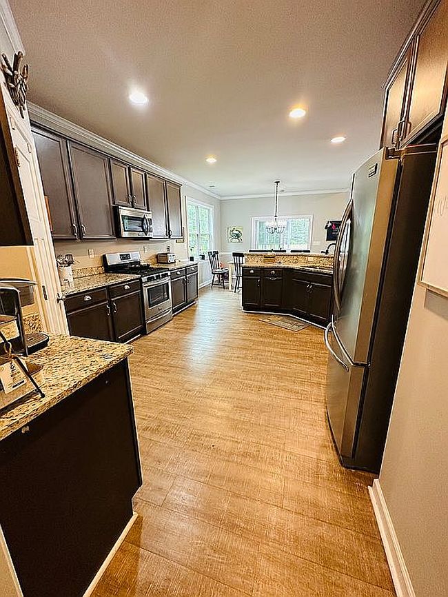 Photo of 105 Pasture Rd, Poquoson, VA