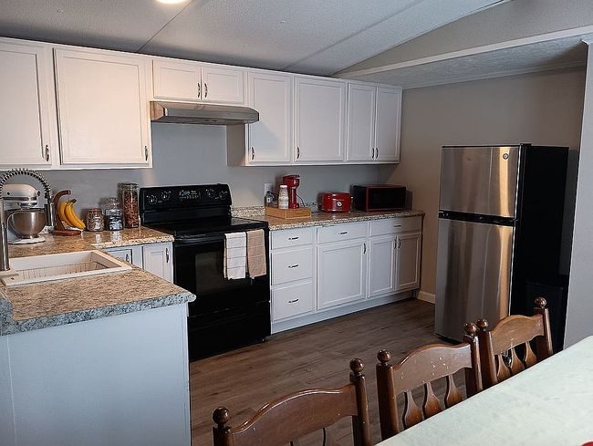 Additional photo 1 of property located at 155 Mountain Dr