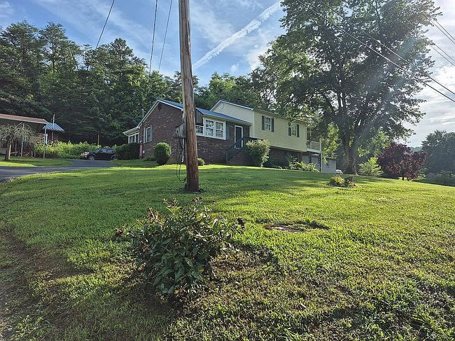 Photo of 1282 Sweetwater Rd, Newport, TN