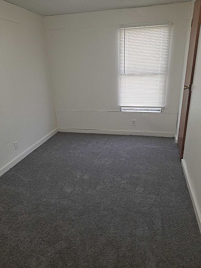Image of 1704 Cole Rd #1704