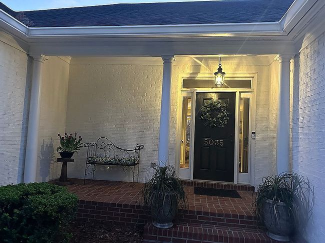 Image of 5035 Cypress Lake Dr